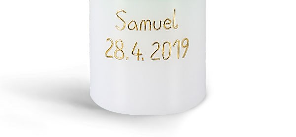 Namen und/oder Datum, Arial, gold, pauschal je Kerze