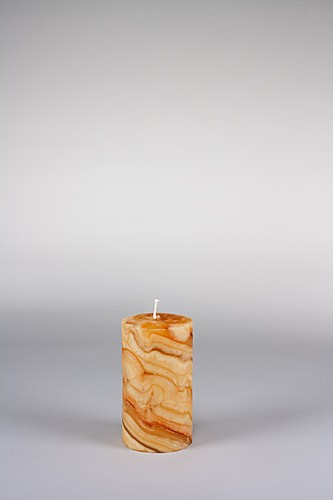 Stumpenkerze, 12,5 x 7 cm, 100% Bienenwachs, handgeknetet
