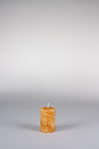 Stumpenkerze, 8 x 5 cm, 100% Bienenwachs, handgeknetet