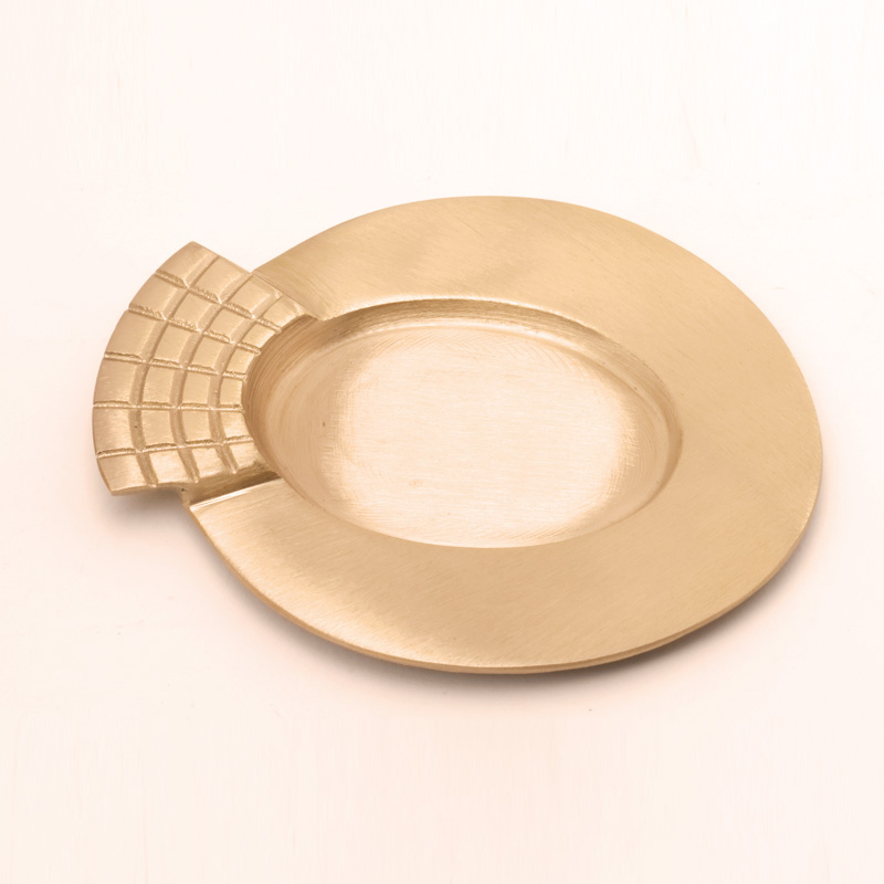 Leuchter fisch oval, gold matt, 12 x 11 cm