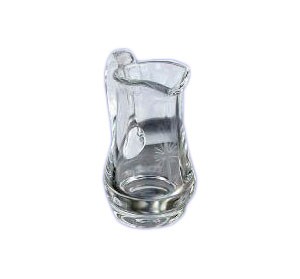 Messweinkännchen, mundgeblasen, 1/8l., Kreuzgravur, Höhe ca. 9cm